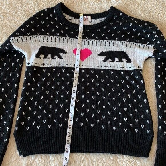 SO Black and white sweater size XL - Picture 14 of 16